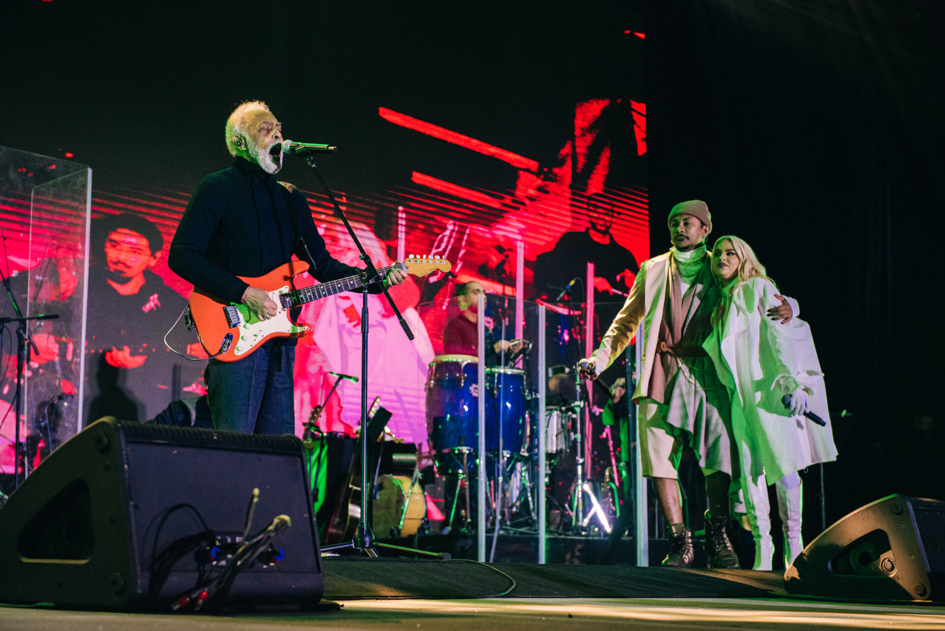 Esquenta do iFood para o Rock in Rio espanta frio em São Paulo