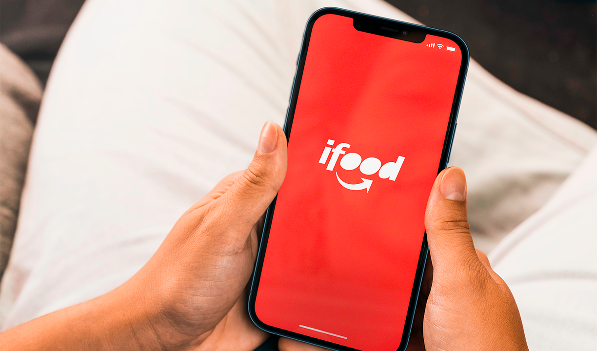 iFood oferece desconto no Nokia C30, lançamento mais recente da HMD Global no Brasil, para entregadores